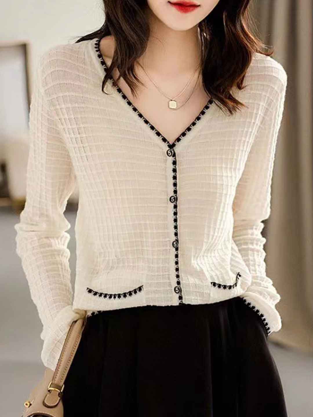 Mariah Classic V-Neck Contrasted Color Knitted Cardigan
