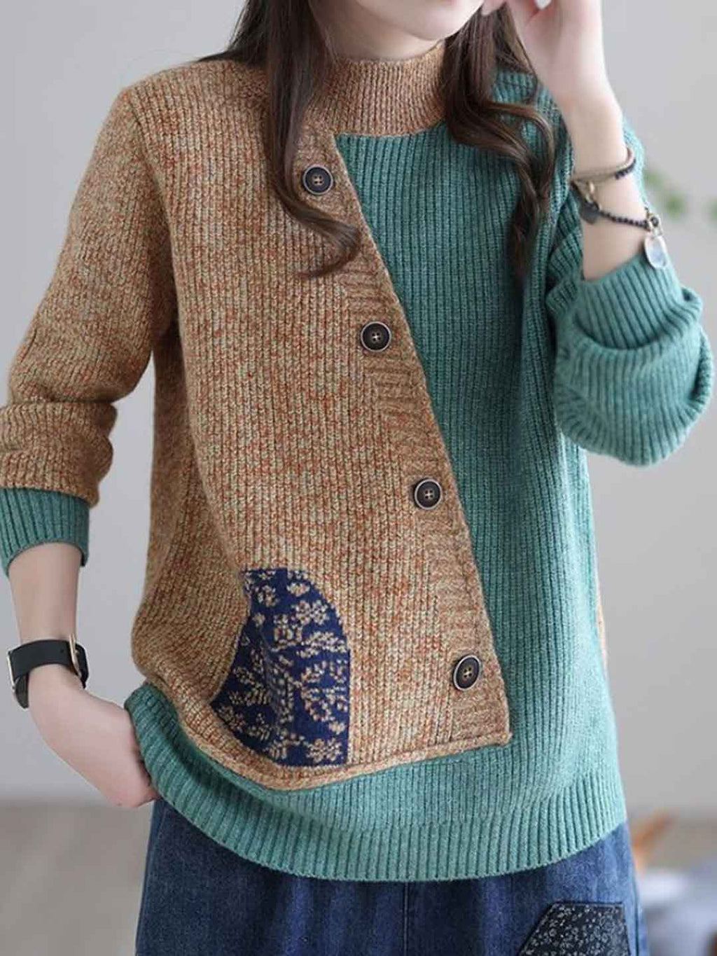 Mya Loose Crew Neck Colorblock Knitted Pullover Top-Blue