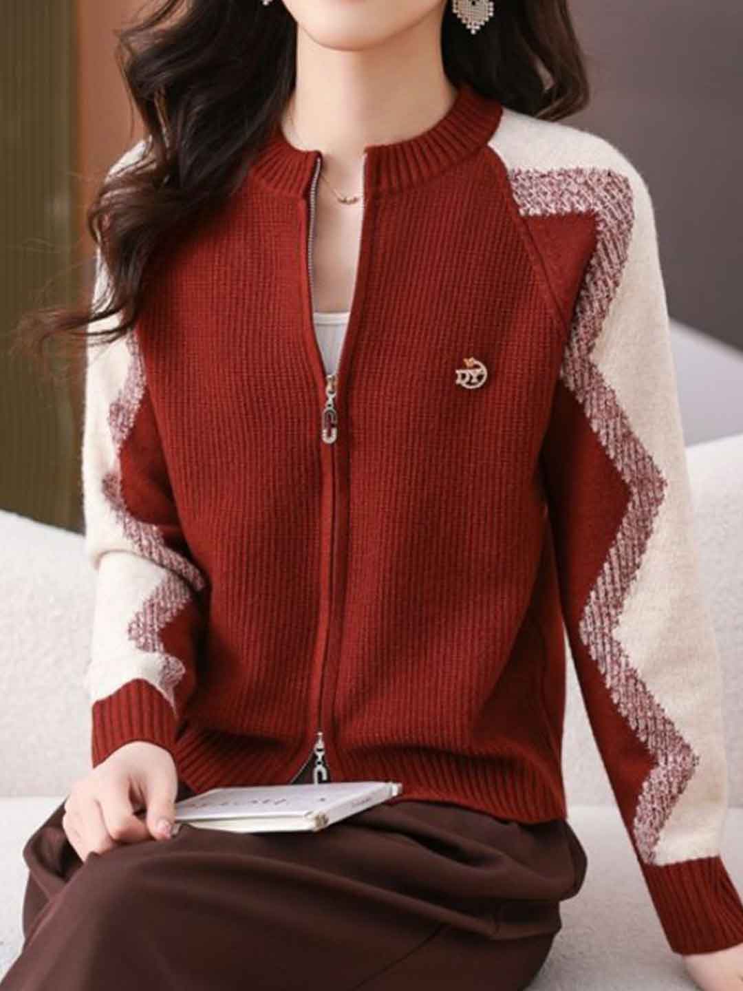 Paige Loose Crew Neck Colorblock Knitted Cardigan