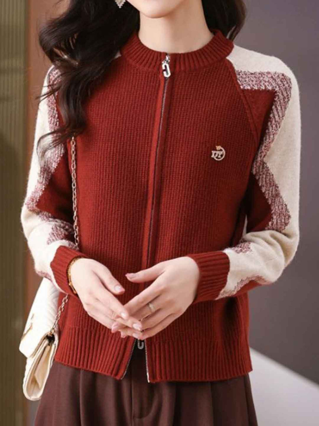 Paige Loose Crew Neck Colorblock Knitted Cardigan-Red